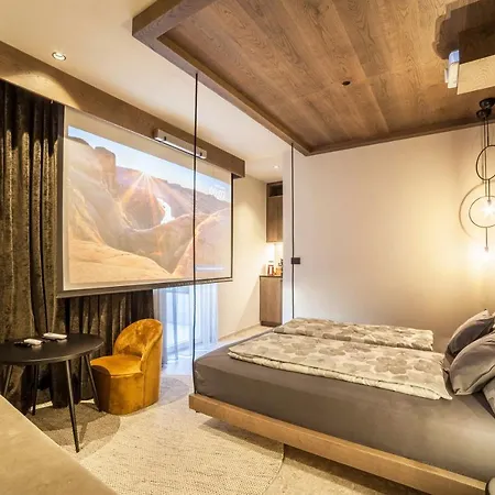 Truma Swing Odeon Apartament Meran