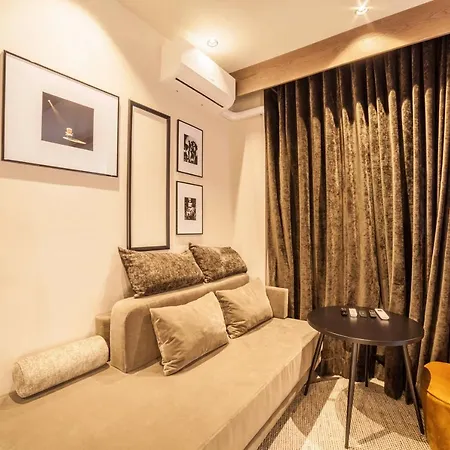 Truma Swing Odeon Apartman Merano